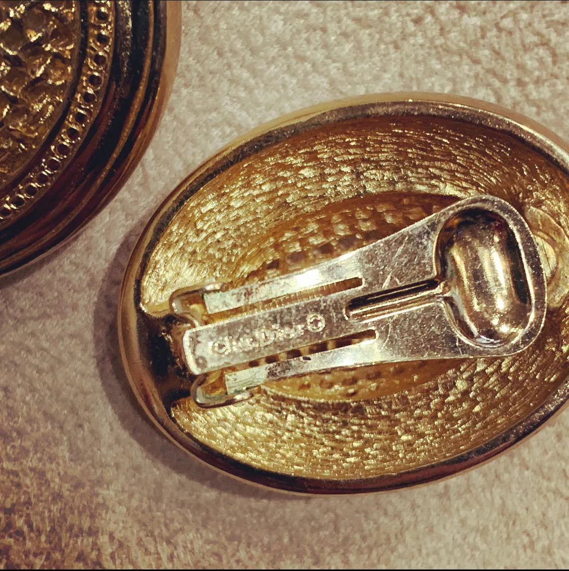 Dior Gold vintage earrings 003