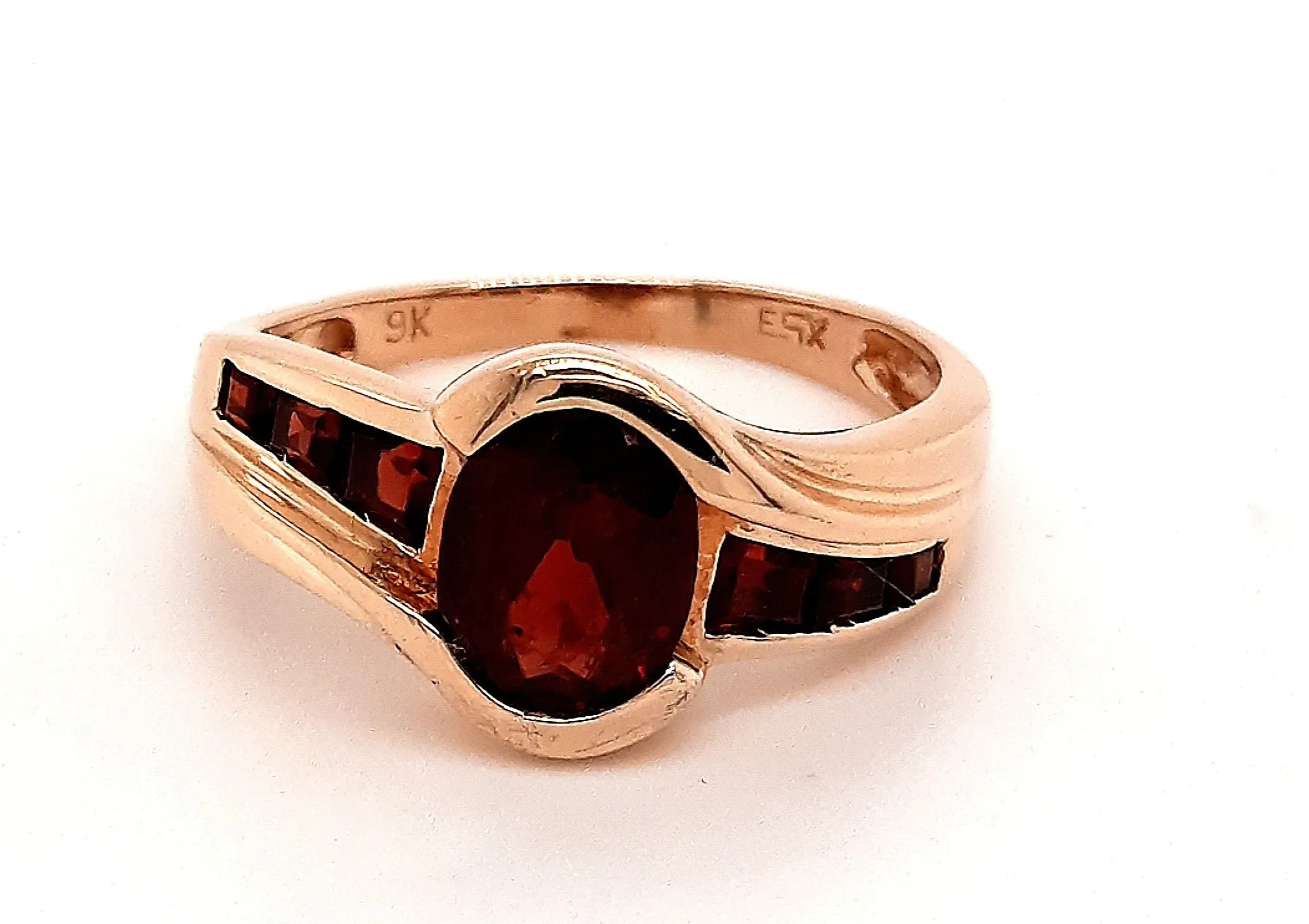 Garnet & Yellow Gold Dress Ring