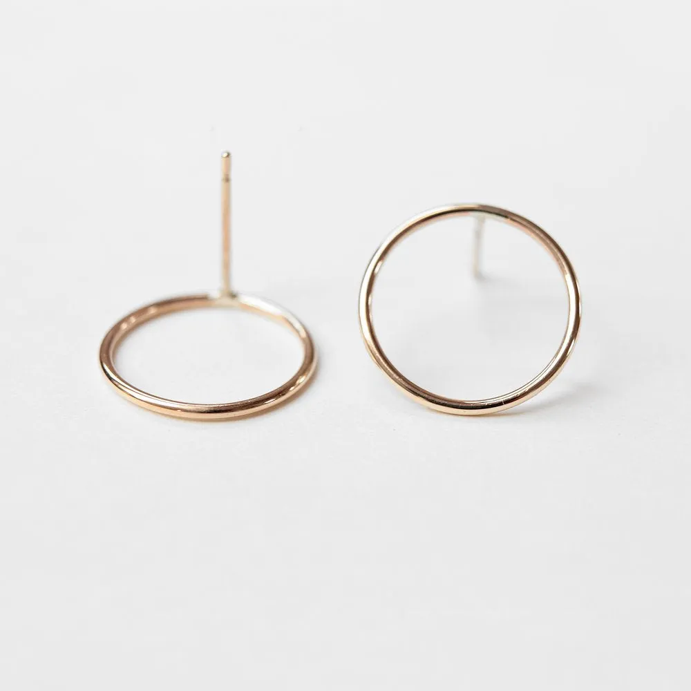 GOLD CIRCLES EARRINGS
