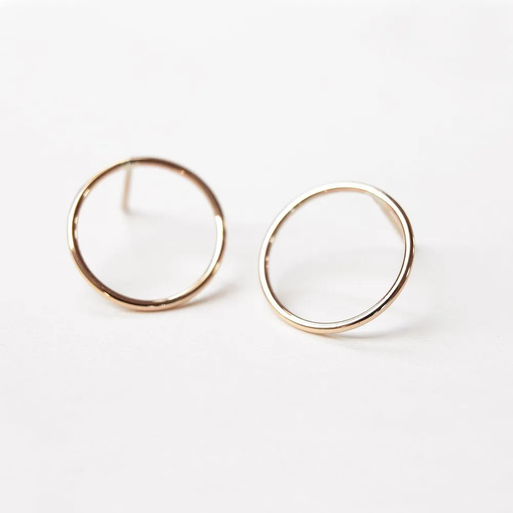 GOLD CIRCLES EARRINGS