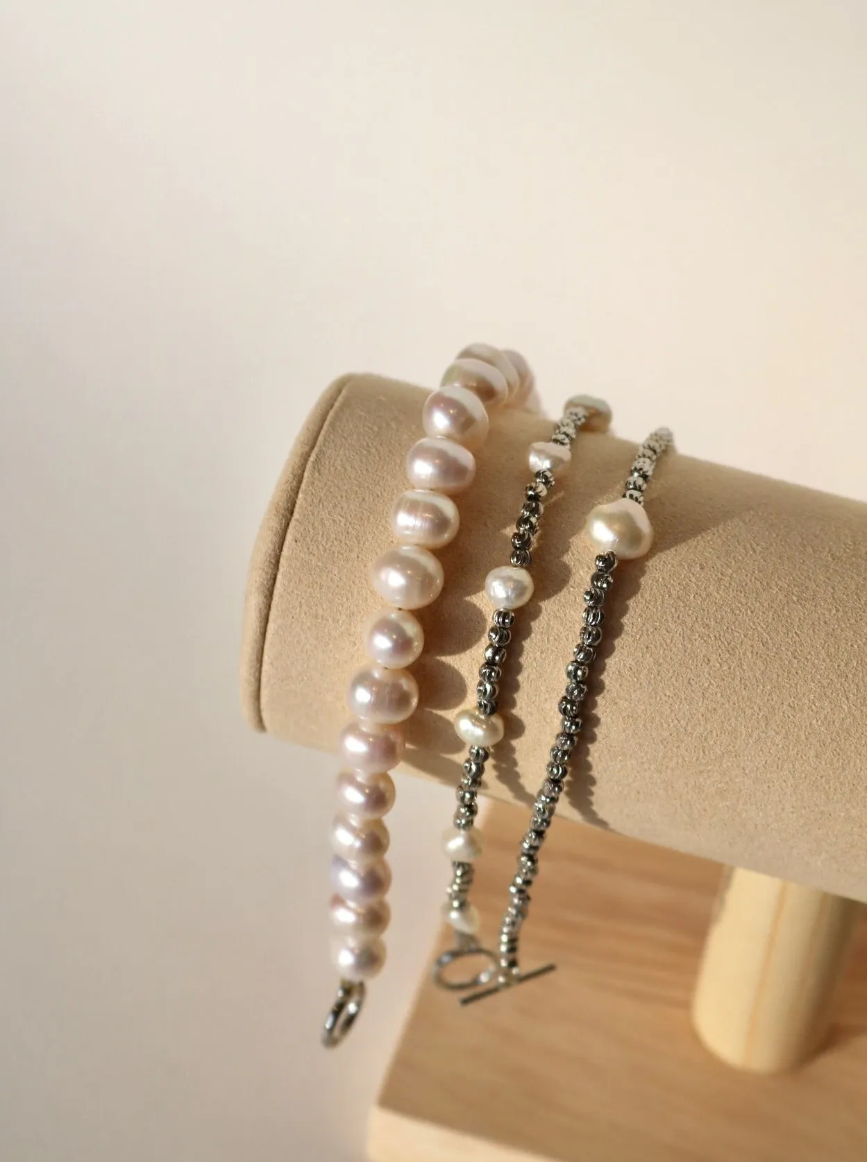 MARGOT PEARL BEADED BRACELET IN PLATINUM