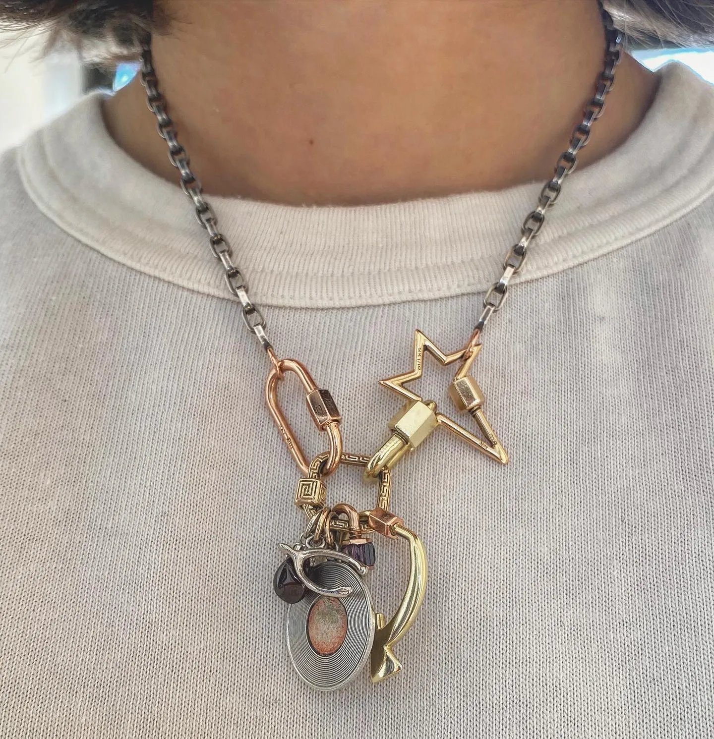 Medium Lock in Gold