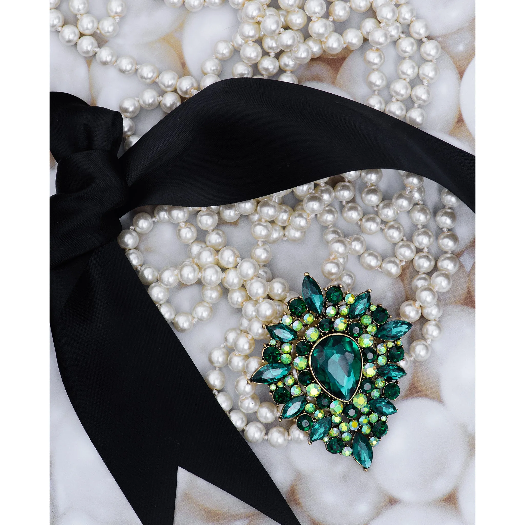 PEARL LUXE STATEMENT NECKLACE