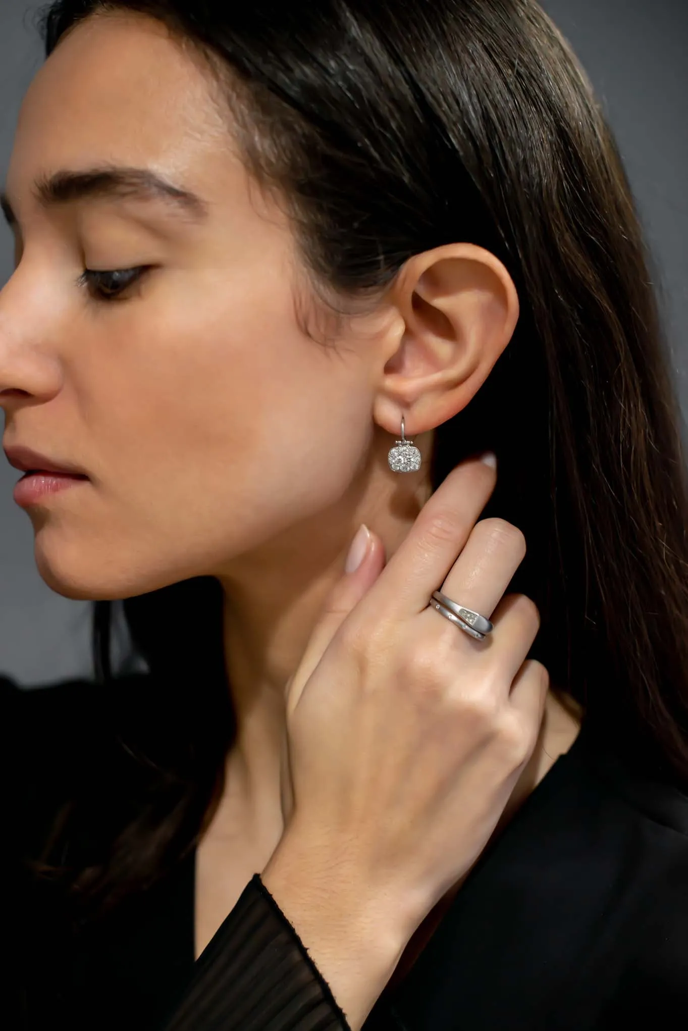 Platinum Tapered Diamond Baguette Ring