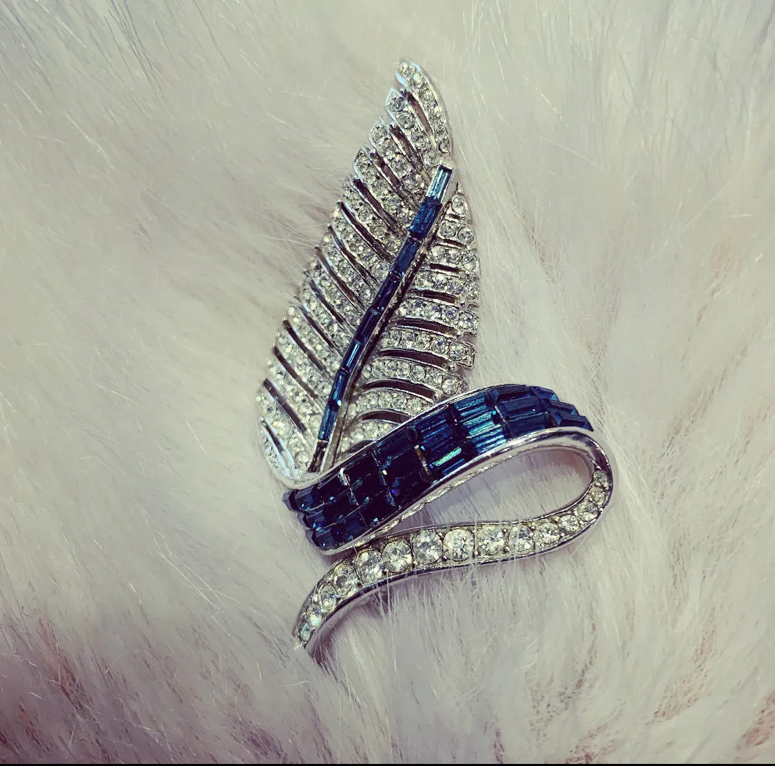 Sapphire blue vintage brooch