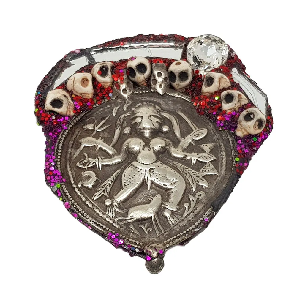 SILVER AND SKULL BROOCH - OOPS