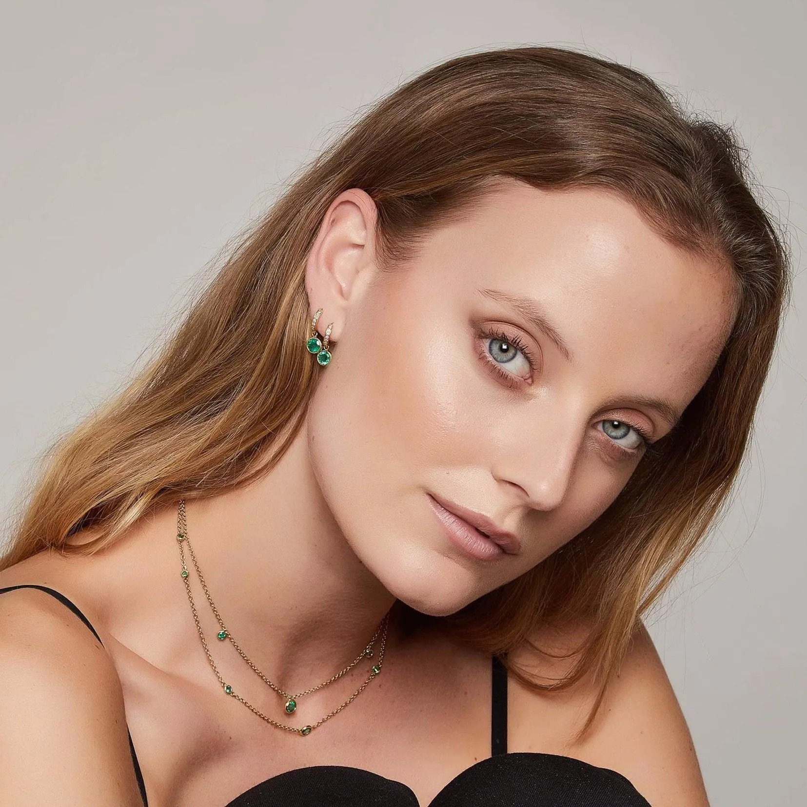 Small Twa Earrings - Emerald & Diamond