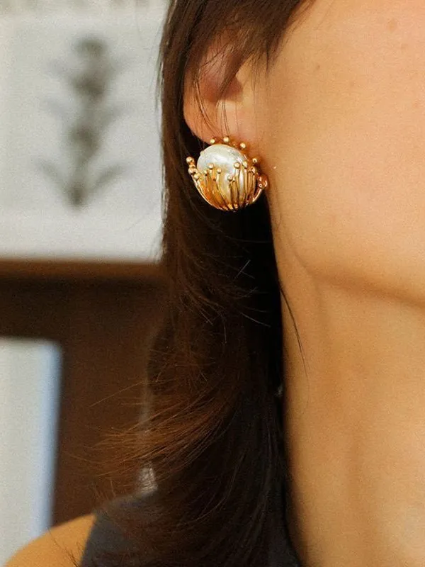 Stamen Baroque Pearls Earrings