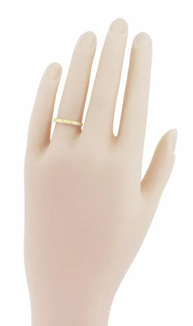 Yellow Gold Art Deco Antique Scrolls Wedding Band
